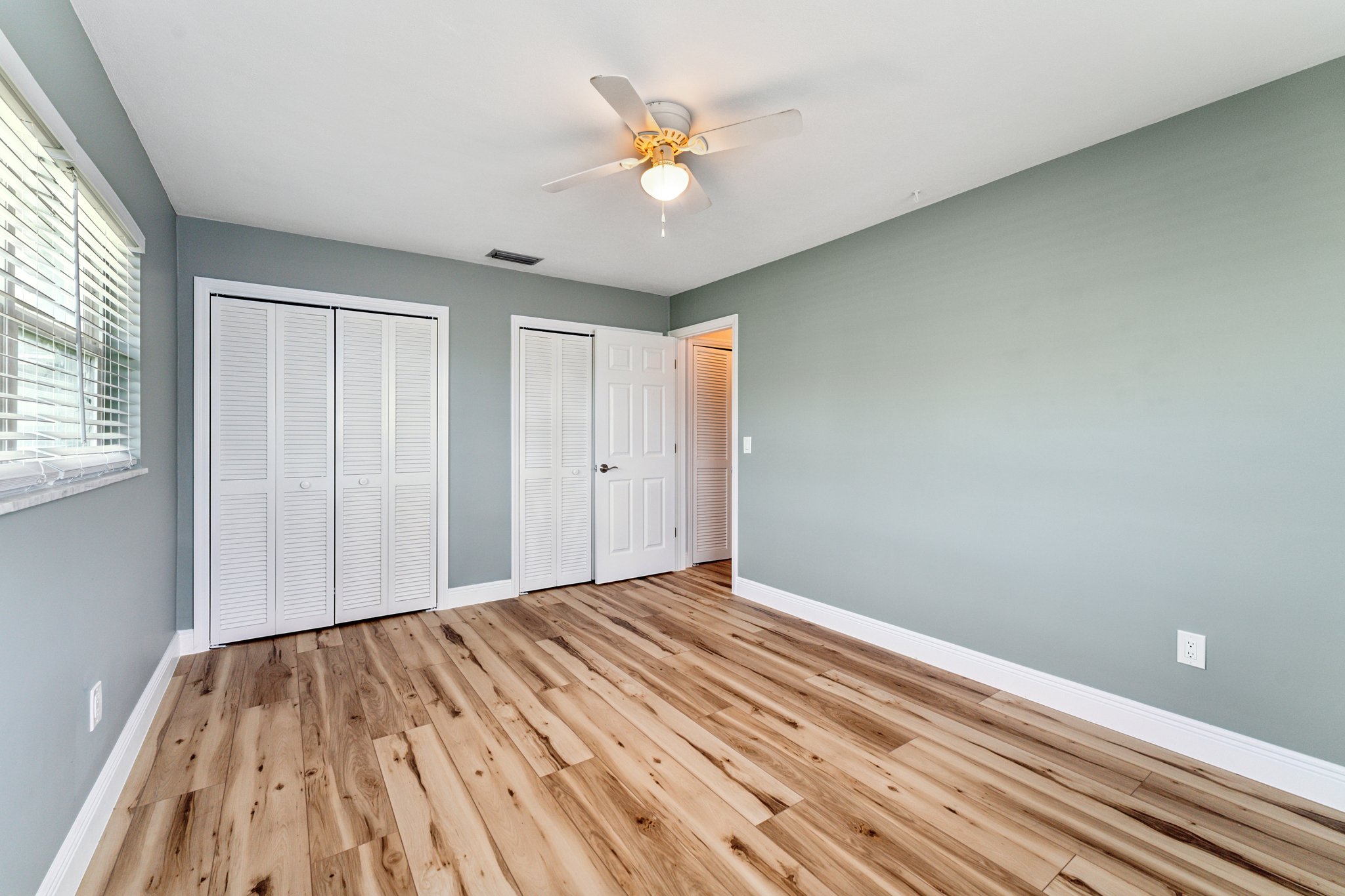 Coral Point Dr-028.jpg