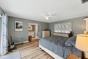 Coral Point Dr-019.jpg