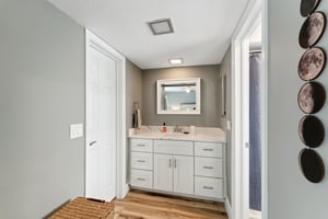 Coral Point Dr-022.jpg