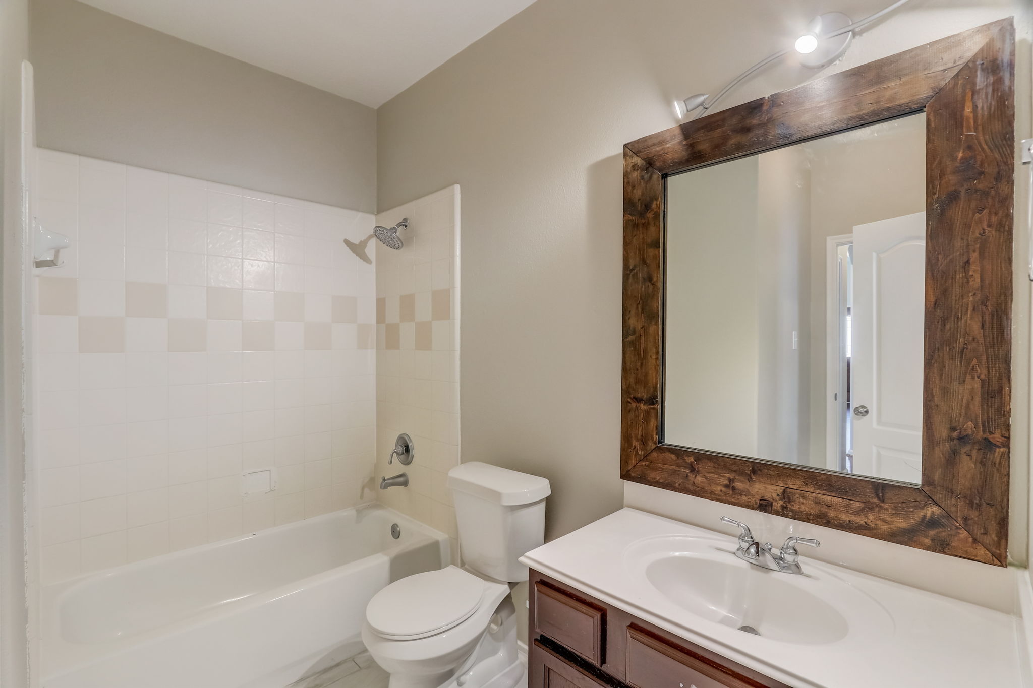 Twila Springs Dr-042