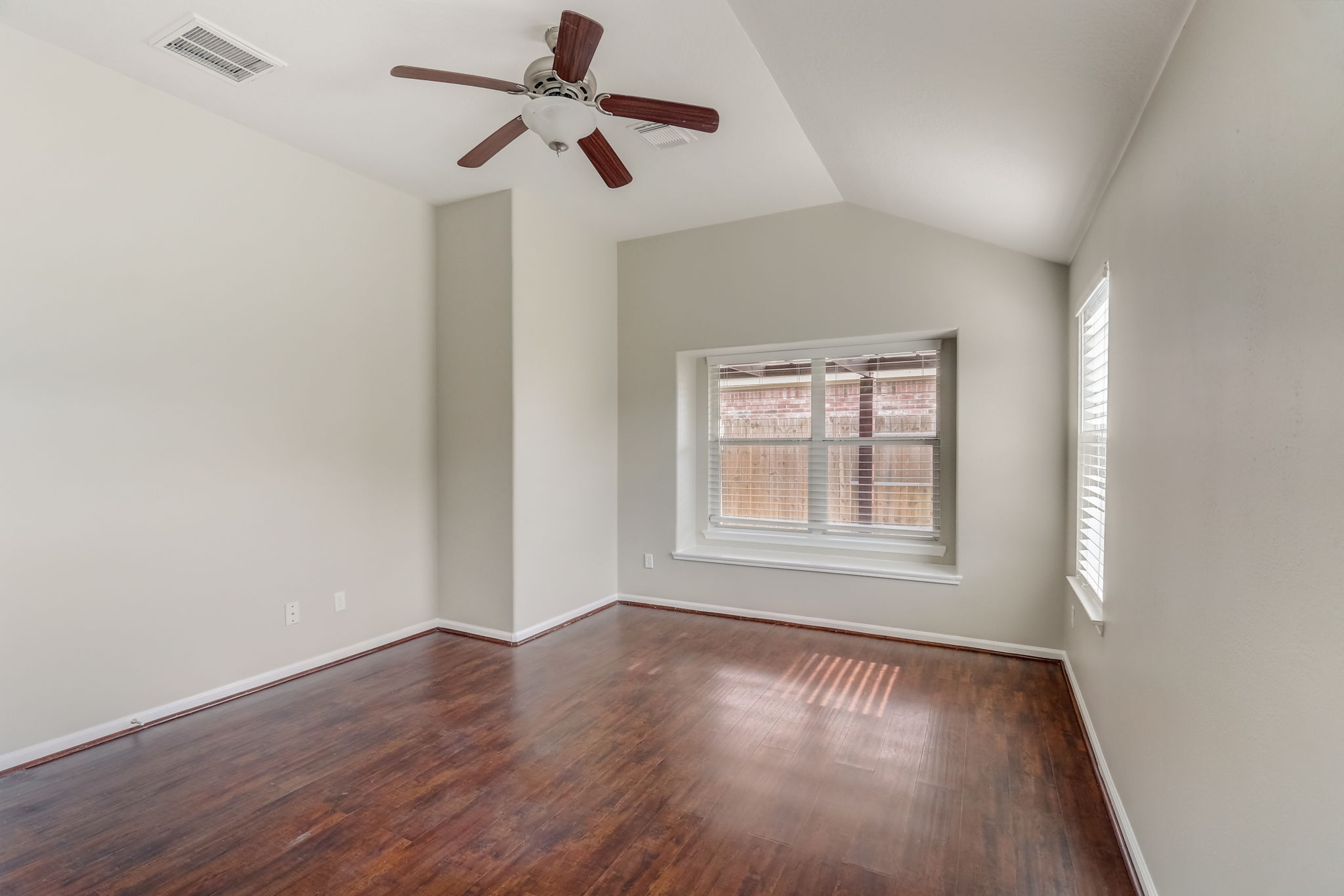 Twila Springs Dr-031