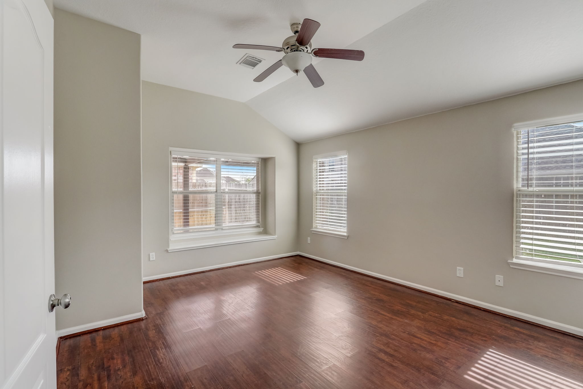 Twila Springs Dr-032