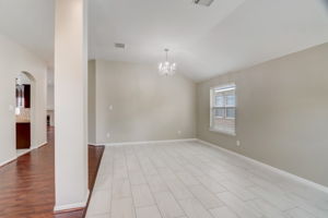 Twila Springs Dr-014