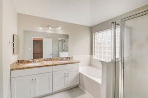Twila Springs Dr-036