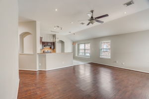 Twila Springs Dr-027
