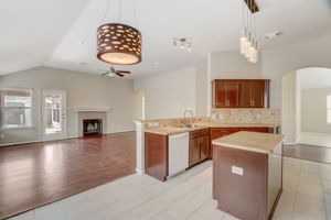 Twila Springs Dr-020