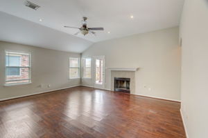 Twila Springs Dr-026