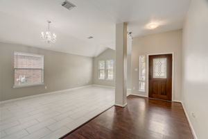 Twila Springs Dr-008