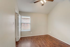 Twila Springs Dr-039