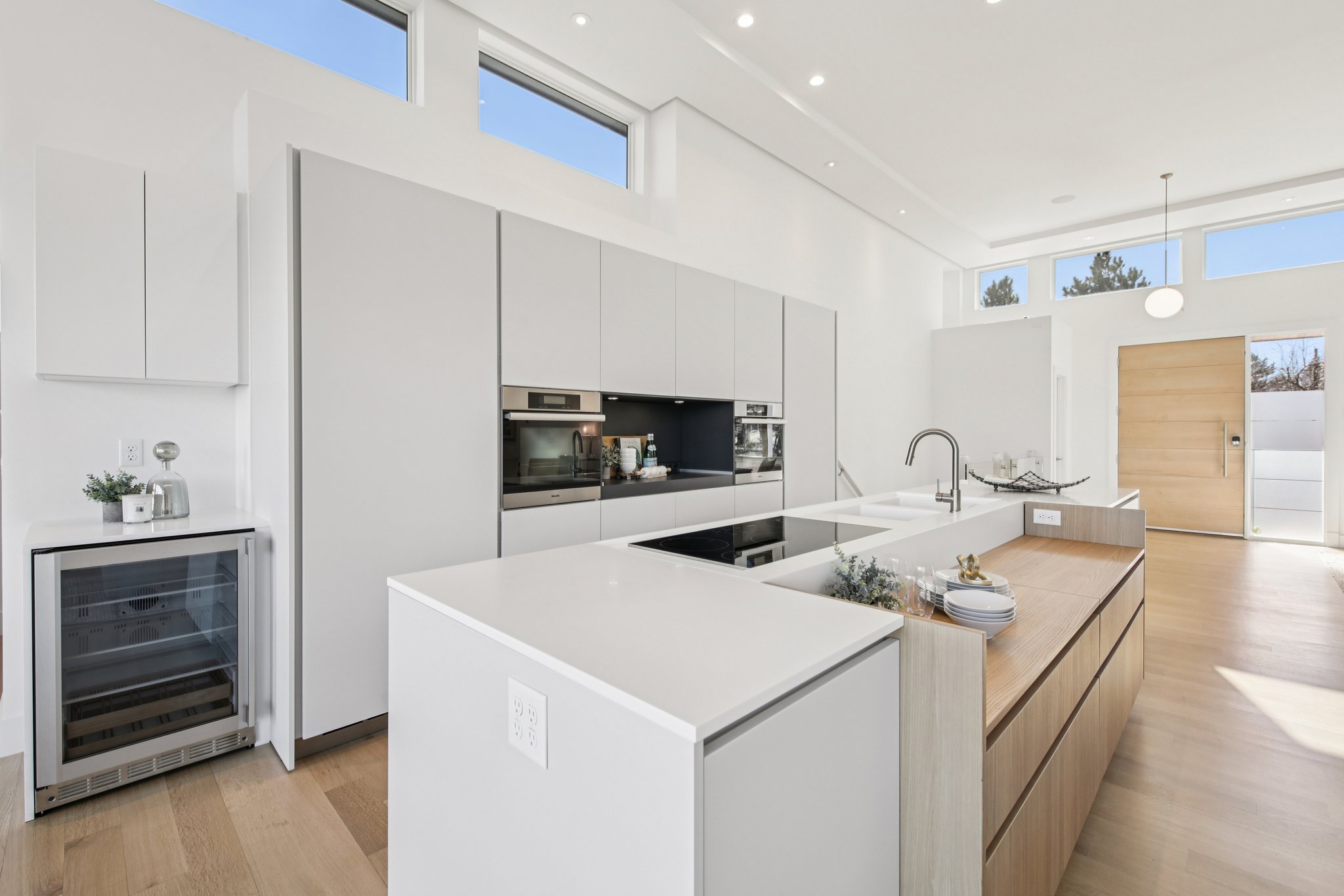 - 2085 Balsam Dr-S2301-1-012.jpg