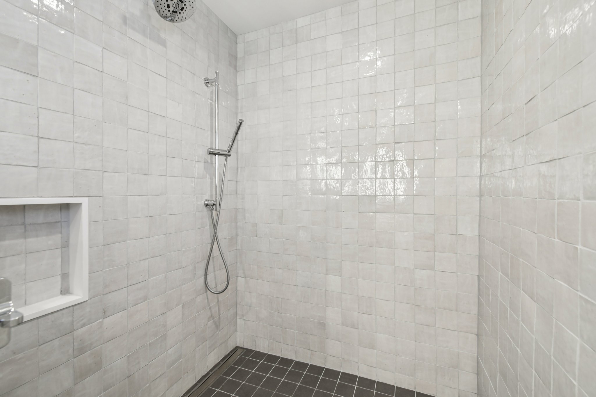 - 2085 Balsam Dr-S2301-1-025.jpg