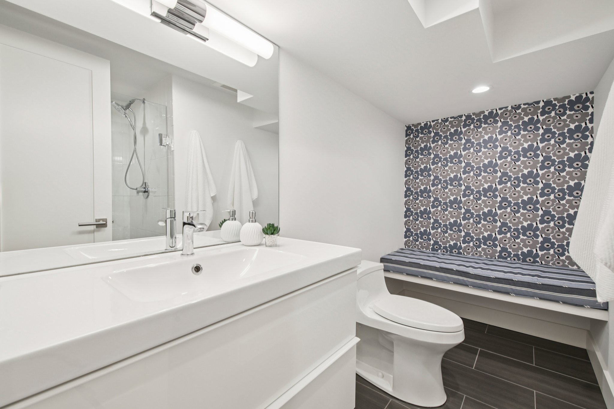 - 2085 Balsam Dr-S2301-1-031.jpg