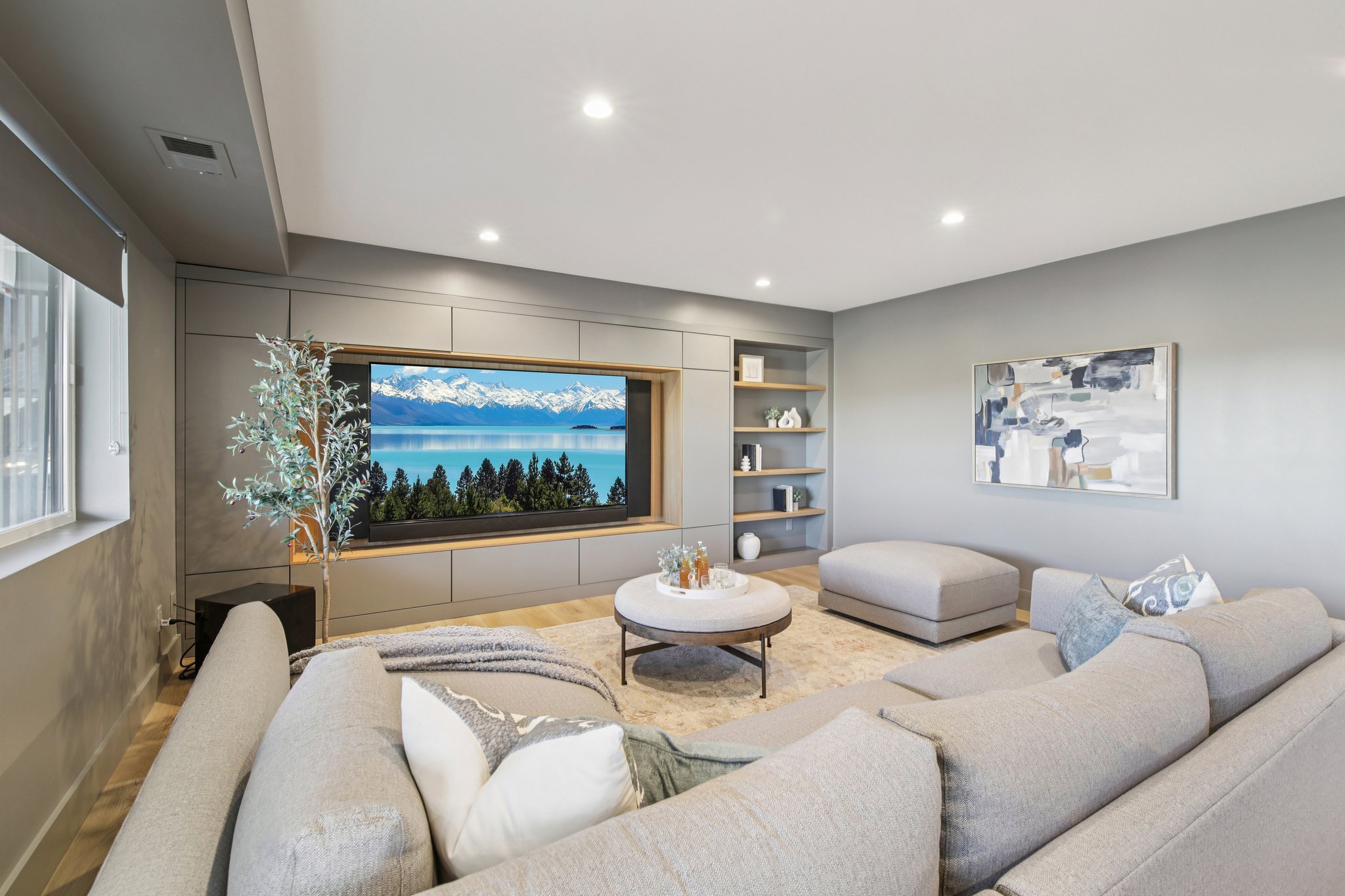 - 2085 Balsam Dr-S2301-1-040.jpg