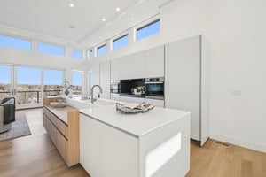 - 2085 Balsam Dr-S2301-1-009.jpg