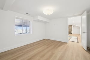 - 2085 Balsam Dr-S2301-1-038.jpg