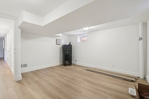 - 2085 Balsam Dr-S2301-1-045.jpg