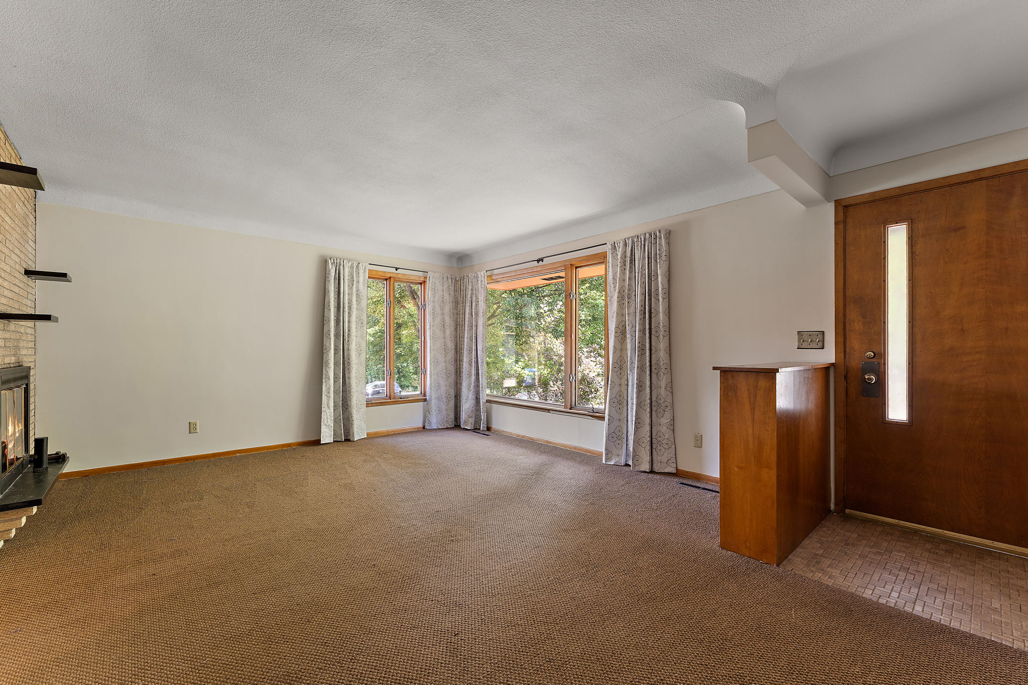 2085 California Ave E, St Paul, MN 55119, USA Photo 7