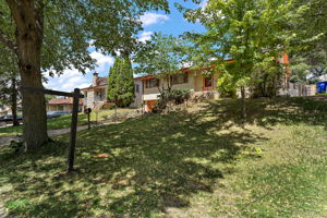 2085 California Ave E, St Paul, MN 55119, USA Photo 2