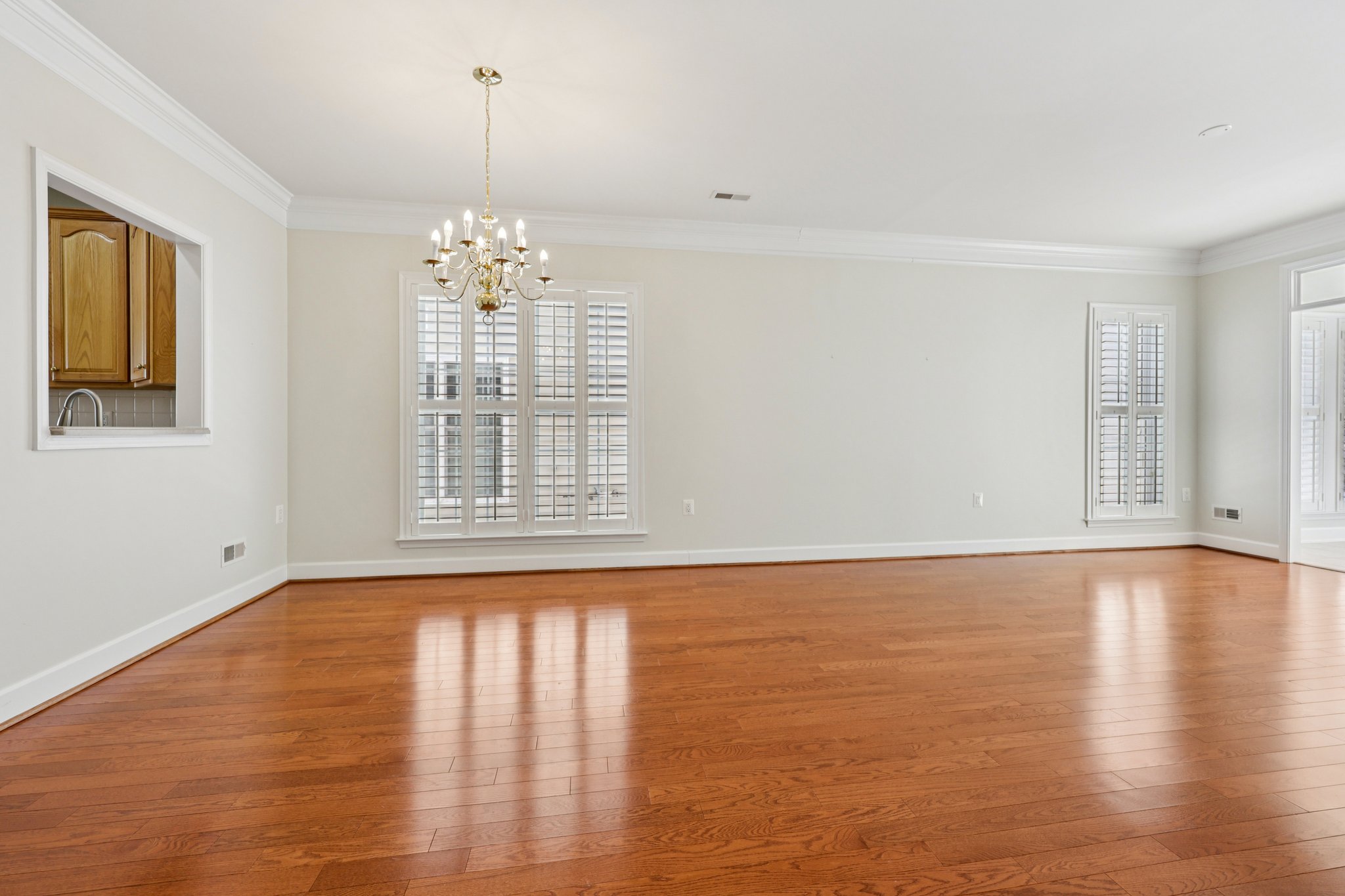 Adams Mill Pl-S2901-015.jpg