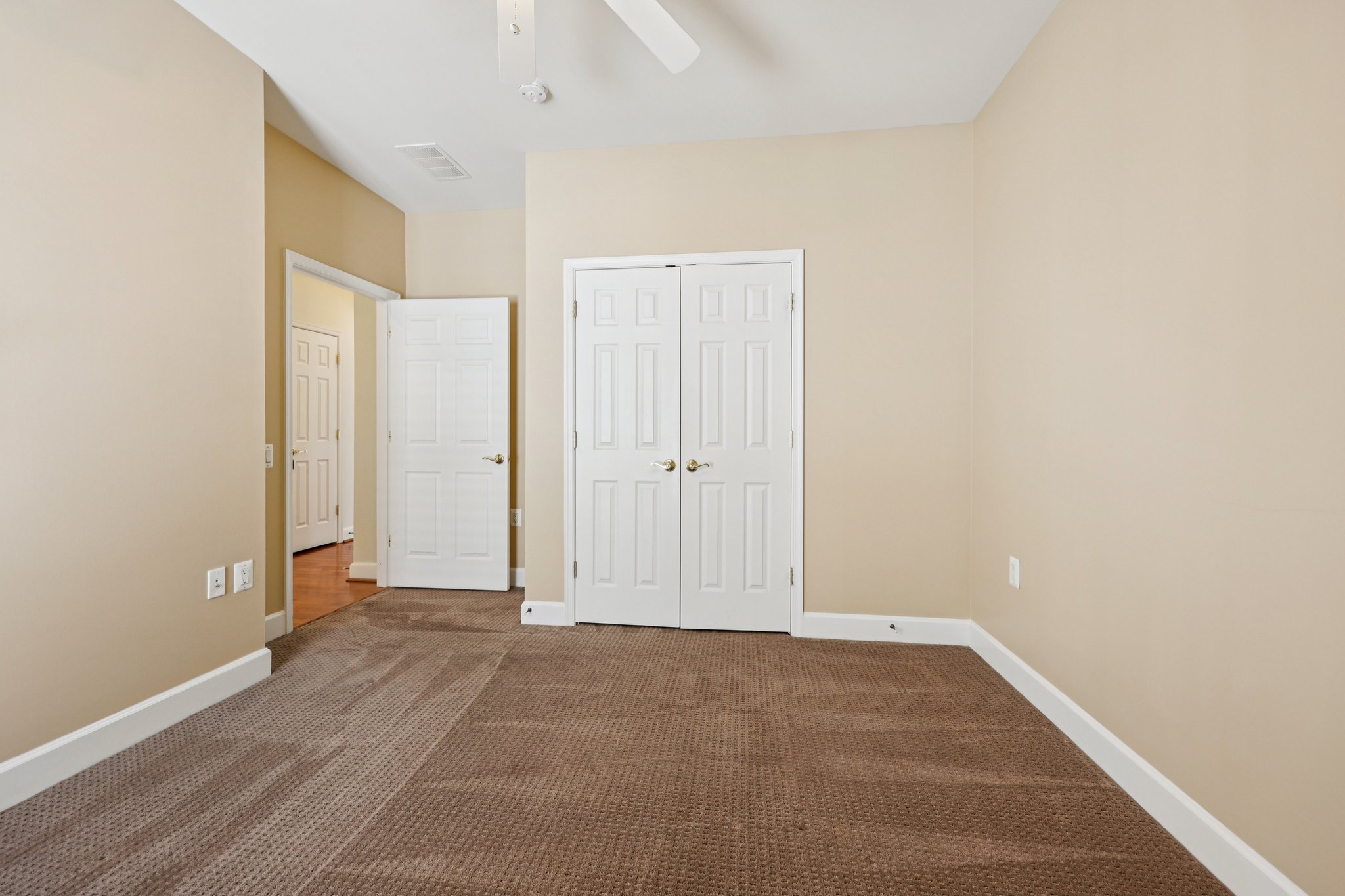 Adams Mill Pl-S2901-025.jpg