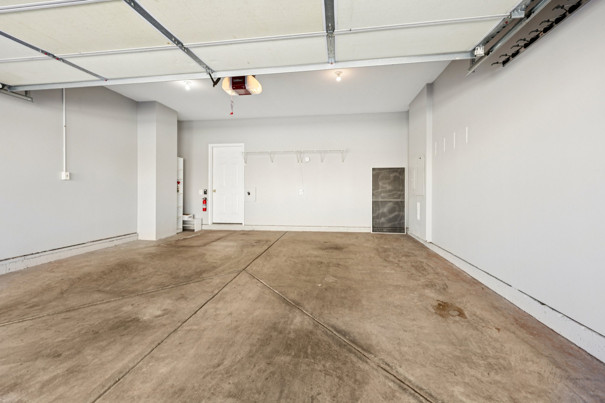 Adams Mill Pl-S2901-046.jpg