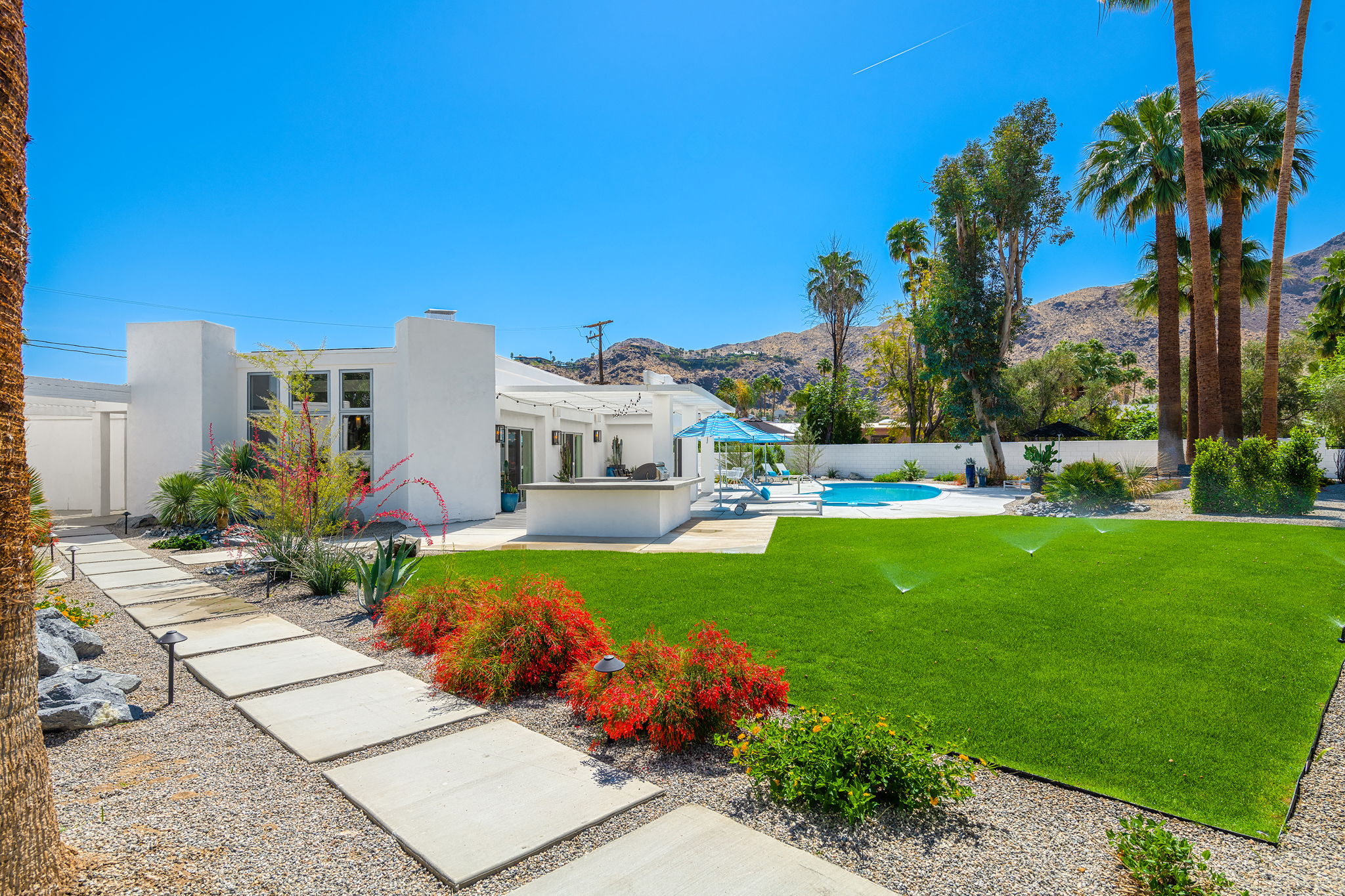  2086 S Barona Rd, Palm Springs, CA 92264, US Photo 2