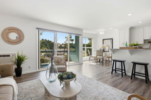 010_F8_2087 Ascot Dr unit 124