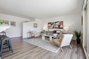 015_F8_2087 Ascot Dr unit 124