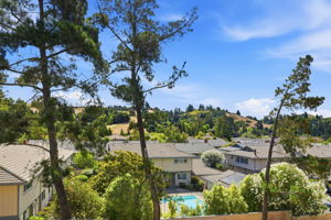 040_F8_2087 Ascot Dr unit 124