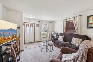 209-211 Buechner Drive-S2211-007.jpg