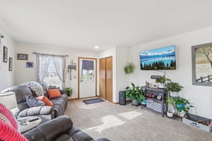 209-211 Buechner Drive-S2211-012.jpg