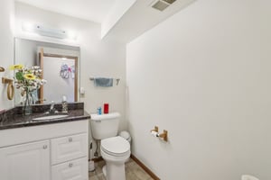 209-211 Buechner Drive-S2211-034.jpg