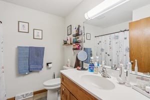 209-211 Buechner Drive-S2211-035.jpg