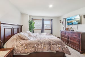 209-211 Buechner Drive-S2211-037.jpg