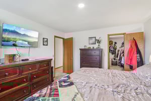 209-211 Buechner Drive-S2211-038.jpg