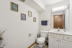 209-211 Buechner Drive-S2211-043.jpg