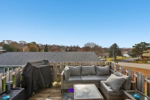 209-211 Buechner Drive-S2211-045.jpg