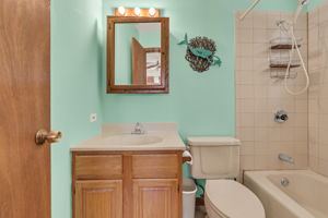  Photo 46