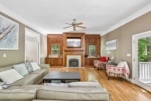 37th Avenue Pl-S2304-014.jpg