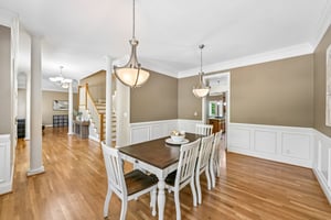 37th Avenue Pl-S2304-016.jpg