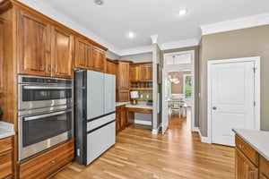 37th Avenue Pl-S2304-026.jpg