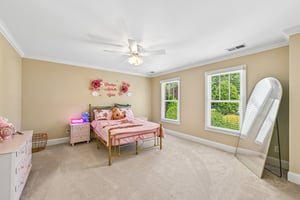 37th Avenue Pl-S2304-031.jpg