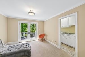 37th Avenue Pl-S2304-038.jpg