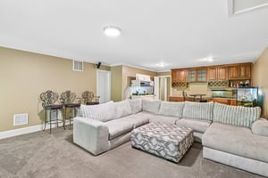 37th Avenue Pl-S2304-056.jpg