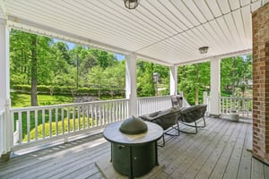 37th Avenue Pl-S2304-062.jpg