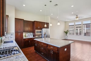 Burr St C-yellow door-S1303-013.jpg