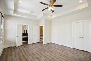 Burr St C-yellow door-S1303-033.jpg