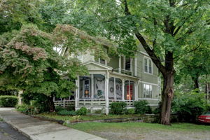  Photo 0