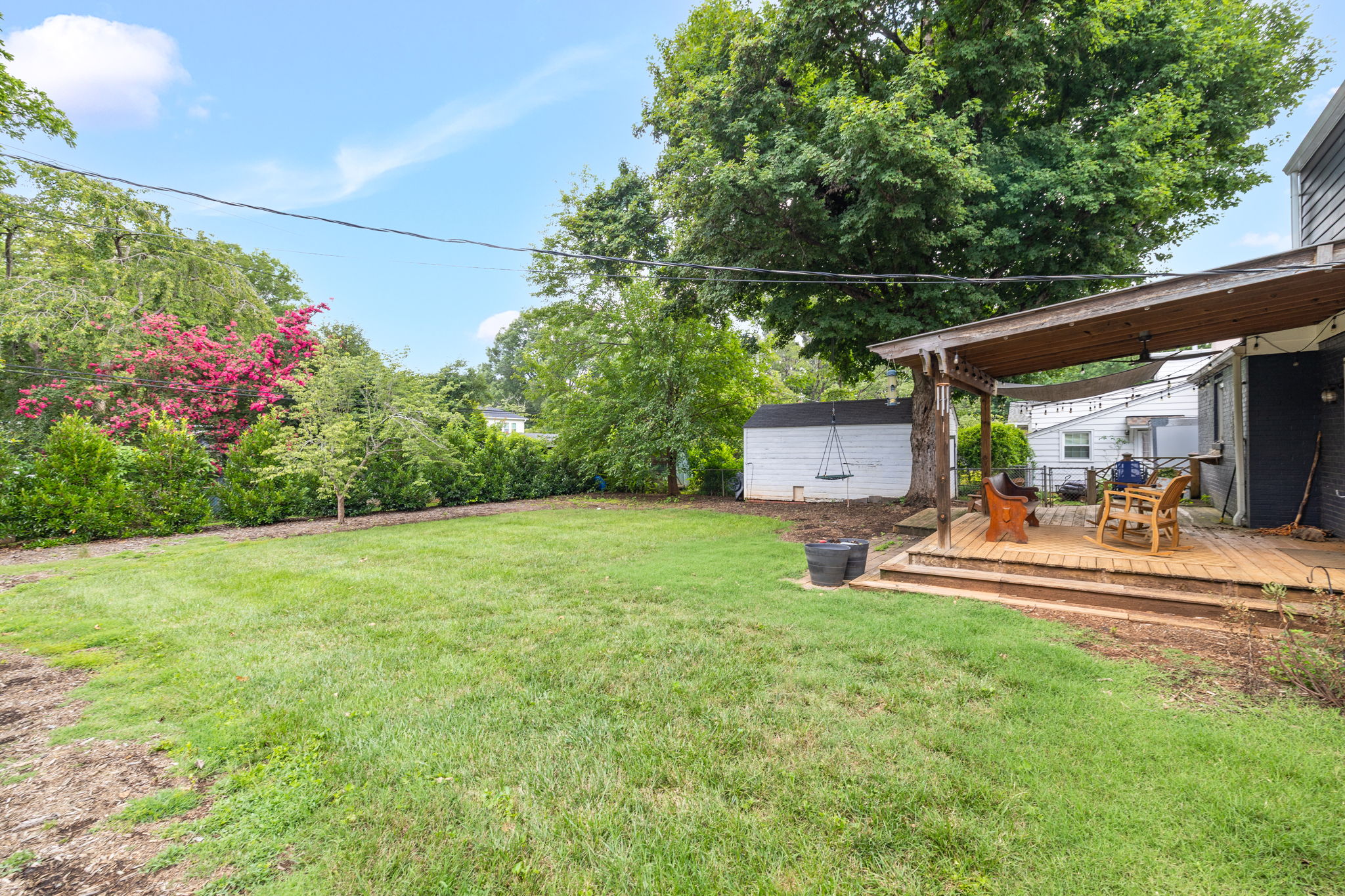 209 E Avondale Dr-35