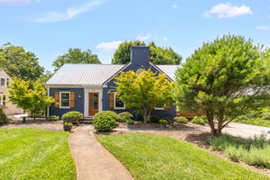 209 E Avondale Dr-1